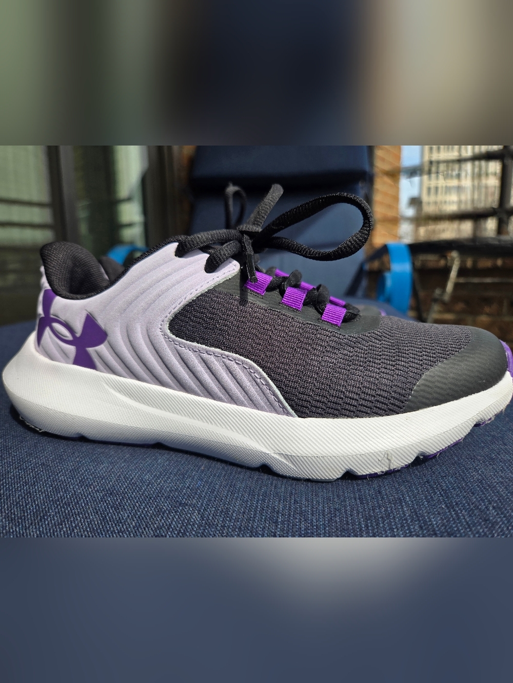 Under Armour Black and Purple Athletic Shoe